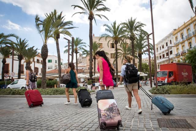 Tourists Licence for short-term rentals in Spain. Touristic licence
